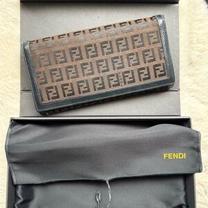 Fendi Vintage Zucca Black and Brown Logo Wallet with Box and Dusty